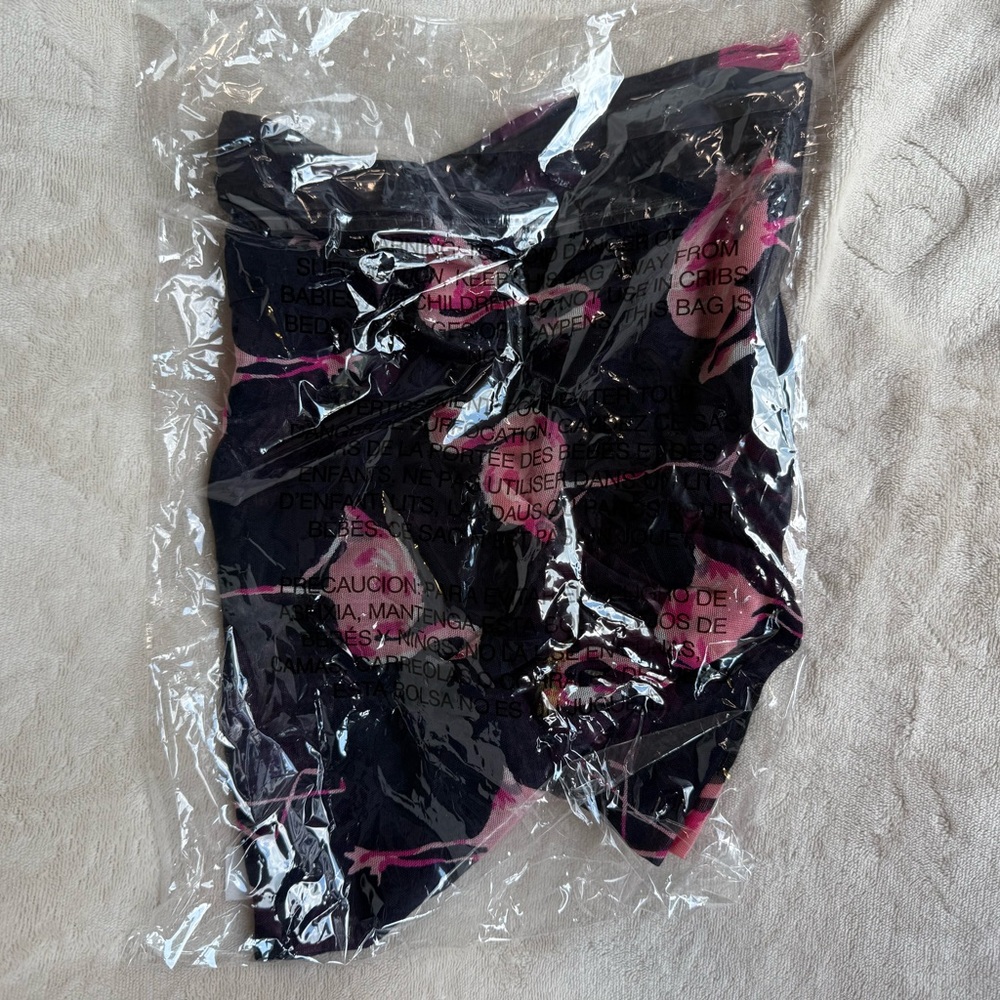 Vera Bradley Soft Fringe Scarf in Flamingo Fiesta